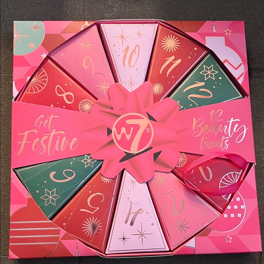 W7 Get Festive 12 Beauty Treats Advent Calendar Christmas Makeup Gift Set
